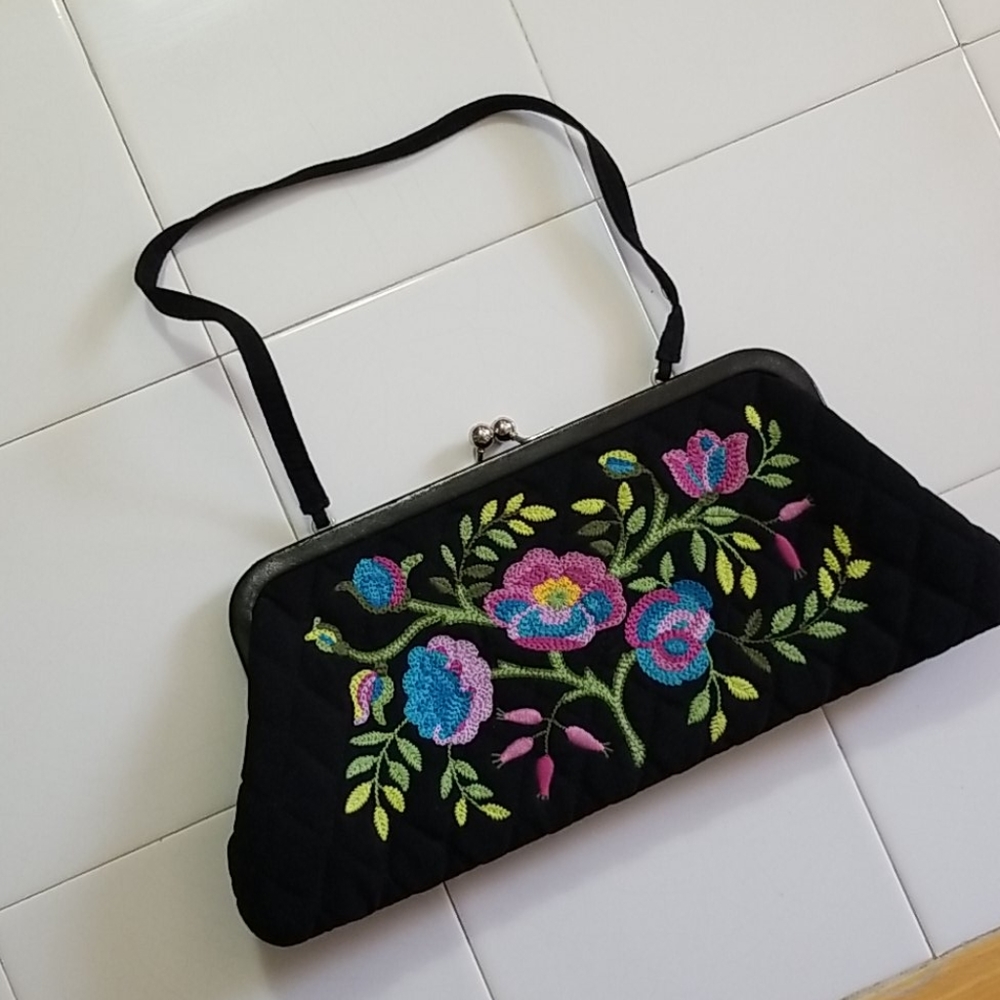 Vera Bradley Veronique Embroidered Kisslock clutch - Picture 5 of 7